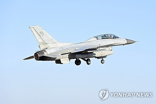 KF-16 전투기[공군 제공] *기사와 관련이 없는 자료사진입니다.